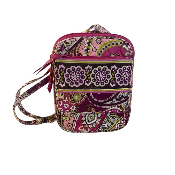 VERA BRADLEY RETIRED Very Berry Paisley Crossbody Hipster Shoulder Bag - Picture 1 of 4
